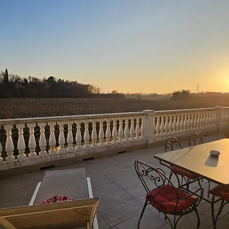 Appartement Residenza - Regarda Travel