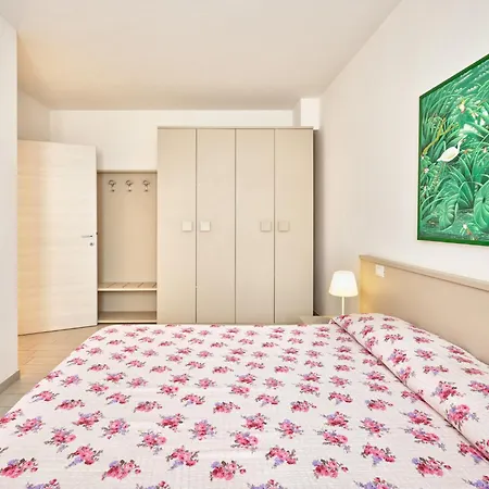 Residenza - Regarda Travel Appartement