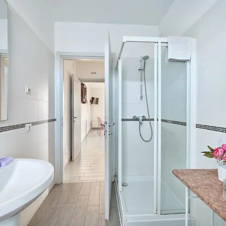 Residenza - Regarda Travel Pastrengo