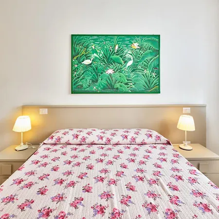 Appartement Residenza - Regarda Travel