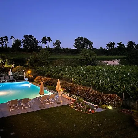 Residenza - Regarda Travel *
